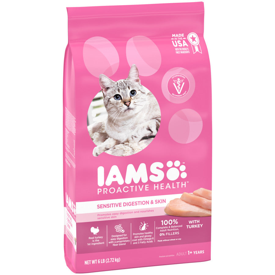 IAMS Proactive Health Sensitive Digestion & Skin Adult Dry Cat Food Turkey 1ea/13 lb